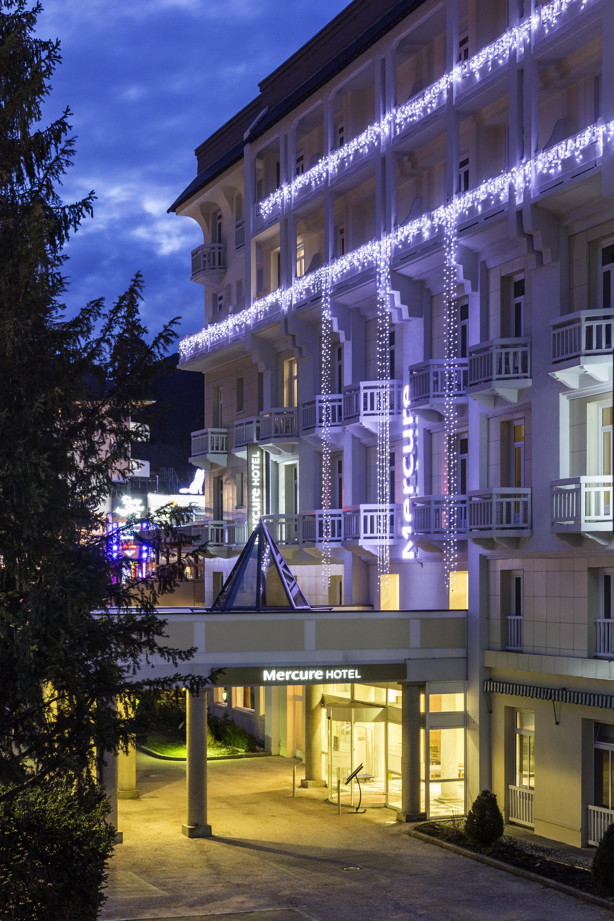 Mercure Brides Les Bains Grand Hôtel des Thermes Brides-les-Bains Exterior foto